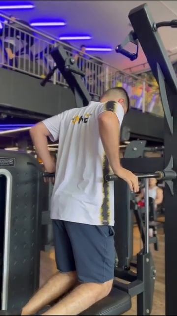 Triceps no Graviton смотреть онлайн