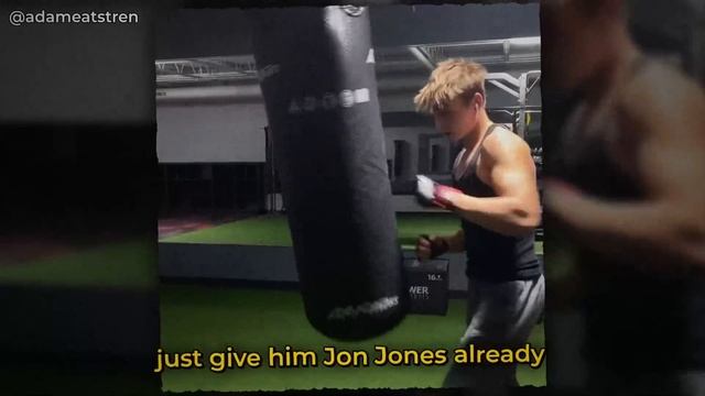 "He Lost His Jawline From Bulking..."🤯 смотреть онлайн