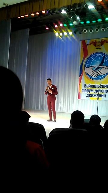 Пацан из Монголии круто поёт!!!! смотреть онлайн