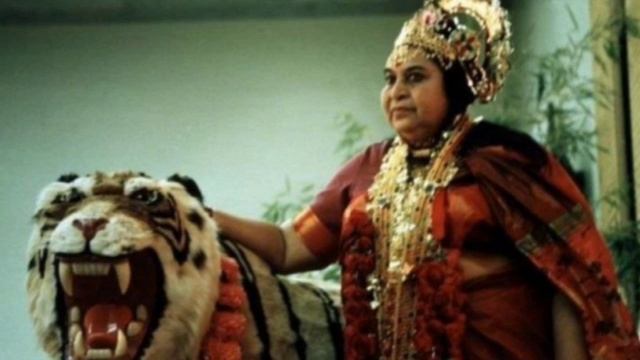 Глава 2 Мадхьяма Чарита Деви Махатмья именуемая " Истребление Воинств Махишасуры смотреть онлайн