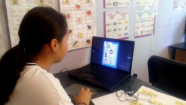 reading 125 words - Zhanel смотреть онлайн