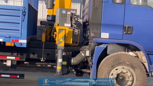 Shaanxi Shacman L3000 5T Crane Mounted Truck For Sale