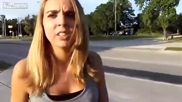 CUTE GIRL goes PSYCHO when she thinks PERVERT is FILMING HER = смотреть онлайн