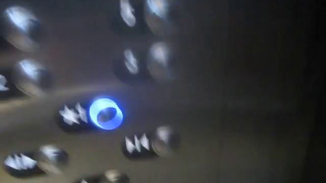 Westinghouse Hydraulic Elevators Modernized By Thyssenkrupp At Market Ross Place смотреть онлайн