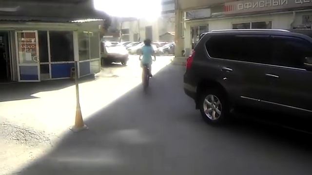 Алена угнала велосипед смотреть онлайн