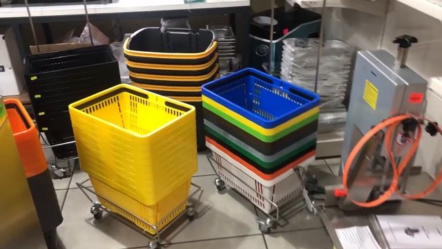 Корзинки и тележки для магазинов и супермаркетов смотреть онлайн