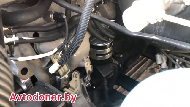 Mercedes-Benz Sprinter замена датчика коленвала Mercedes-Benz Sprinter crankshaft sensor replacemen смотреть онлайн