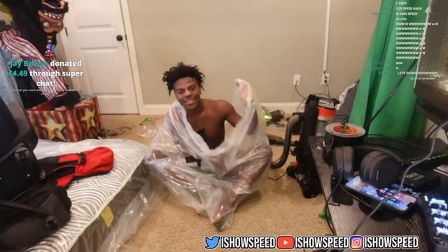 iShowSpeed Attempts The VACUUM TRASHBAG CHALLENGE.. смотреть онлайн