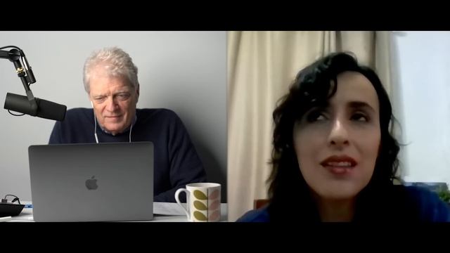 Learning from Home with Sir Ken Robinson - Episode 1 with Sonia Benavides and Kate Robinson смотреть онлайн
