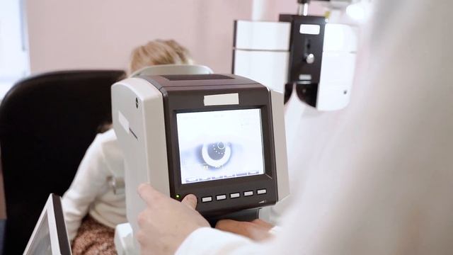 Не пропустите первые ПРИЗНАКИ ИНСУЛЬТА! Вот как тело ВАС ПРЕДУПРЕЖДАЕТ! Как предотвратить инсульт? смотреть онлайн