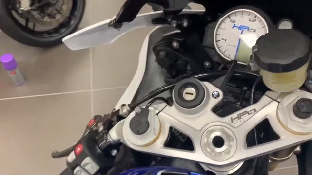 BMW HP4 Carbon 2014 смотреть онлайн