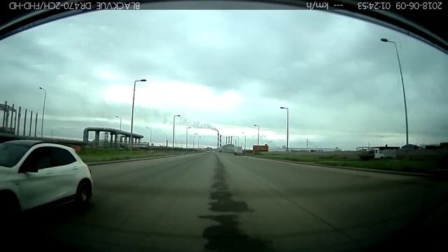 Audi RS Q3 VS MB GLA 45 AMG смотреть онлайн