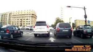 Учимся ездить по правилам...