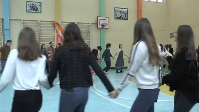 К нам приехали французы смотреть онлайн