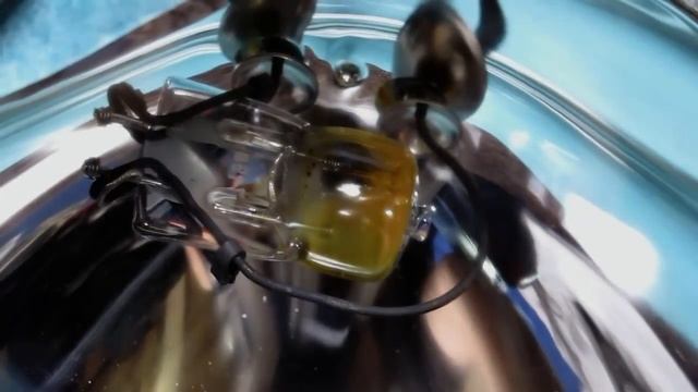 Equipment inspection: 1kW Compact source iodide PAR64 lamp. смотреть онлайн
