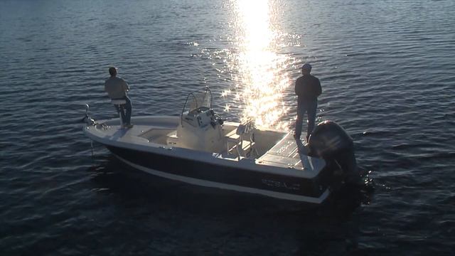 Cayman Bay Boats from Robalo - 30 second action tour смотреть онлайн