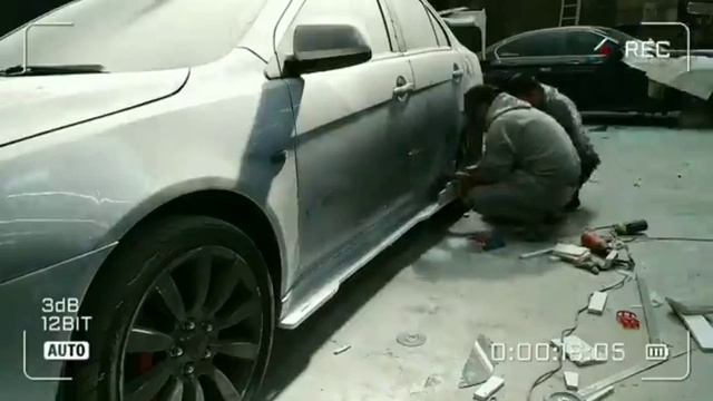 Mitsubishi Lancer üçü ayaqaltilar yığılması смотреть онлайн