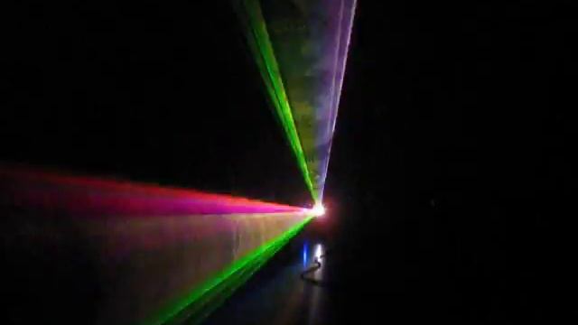 Silverstar LT-211 RGB Laser смотреть онлайн