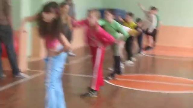 Урок физической культуры у малышей смотреть онлайн
