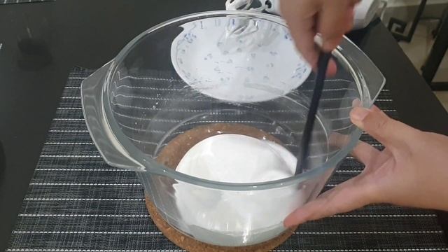 SWISS MERINGUE BUTTERCREAM FROSTING (SMBC) | Stable Buttercream Icing for Hot Weather |Recel Create смотреть онлайн