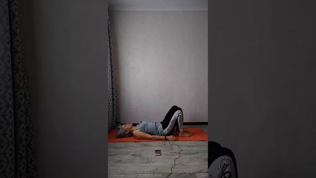 ЙОГА ДЛЯ НАЧИНАЮЩИХ в прямом ЭФИРЕ! 6:00 #йогадлявсех #йогадома #онлайнпрактика #утро #эфир #открыт смотреть онлайн