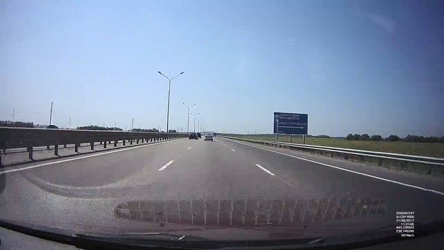 Дневная съёмка NEOLINE X-COP 9000 смотреть онлайн