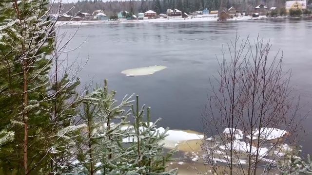 Красивый апрельский «зимний» пейзаж.❄️18.04.2020, 5:30 утра. смотреть онлайн