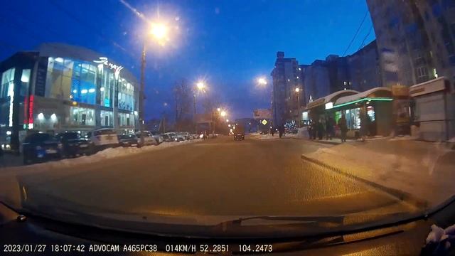 #ПДД. #Чутьбылонебыло г. Иркутск Пешеход под колеса