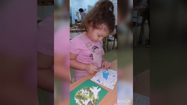 "Открытка к празднику 23 февраля" группа "Любознайки" , воспитатели Сотникова Н.А, Коваленко В.А смотреть онлайн