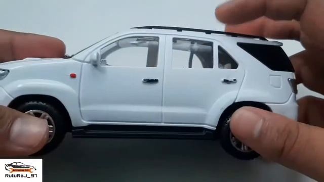 Unboxing of Toyota Fortuner centy toy| Fortuner toy model |Centy Toy White Fortuner #ToyotaFortune смотреть онлайн