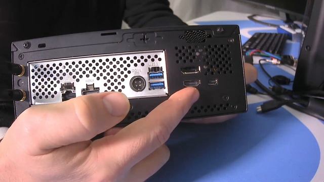 Switchblade Splyce X4 Vs Rayzor смотреть онлайн