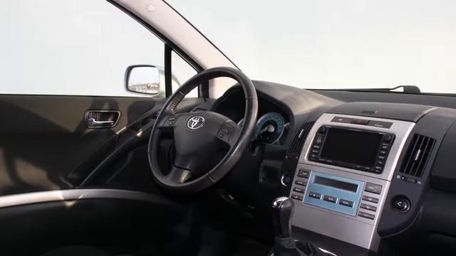 Toyota Verso 1.8 VVT-i Luna смотреть онлайн