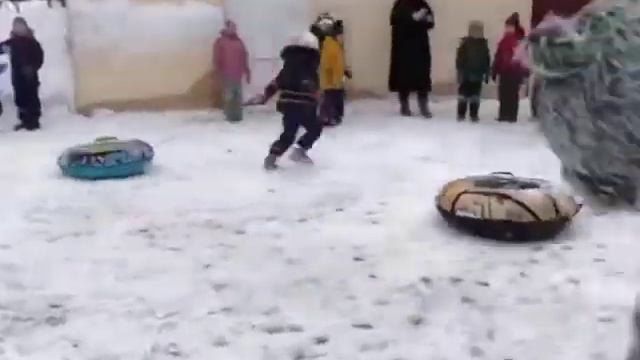 Зимние Веселые старты в ДО 3 смотреть онлайн