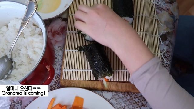 국제커플🇷🇺) 러시아가족들의 불닭볶음면 도전, 러시아에서 김밥 만들기/ Korean Fire Noodle Mukbang, Korean Fire Noodle Challenge. смотреть онлайн