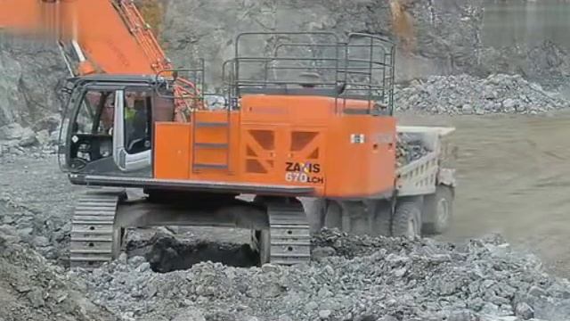 日立 ZX670 LCH-3 смотреть онлайн