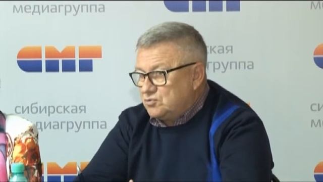 Проблему бродяжничества собак обсудили на заседании круглого стола Сибирской Медиагруппы 26.10.15 смотреть онлайн