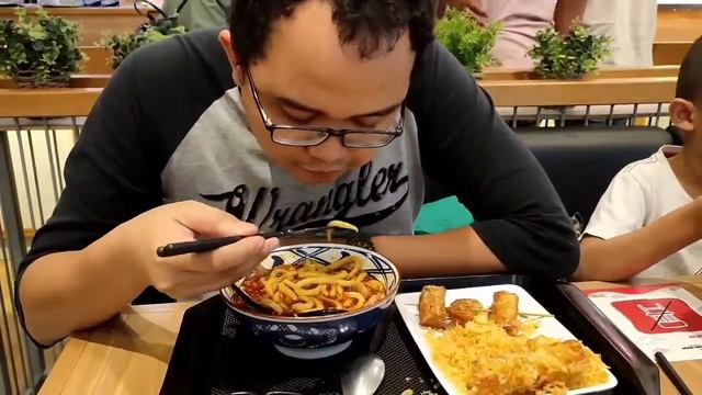 NYOBAIN MENU PALING PEDES DI MARUGAME UDON?! SANGGUP??!!#marugameudon #kuliner #mukbang смотреть онлайн