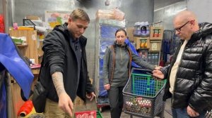 ЖЕСТКО РАЗОБЛАЧИЛИ МАГАЗИН / МЫ НЕ ПОВЕРИЛИ ГЛАЗАМ УВИДИВ ЭТО / ОХРАННИК ПОЖАЛЕЛ ЧТО ЕГО ВЫЗВАЛИ