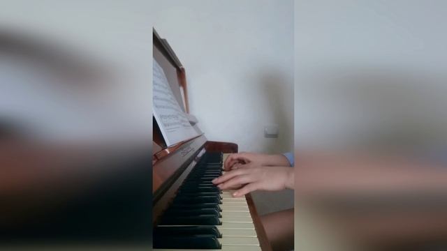 Любовь Федорова. Импровизация на аккордовой сетке из этюда Майкапара ля минор. смотреть онлайн