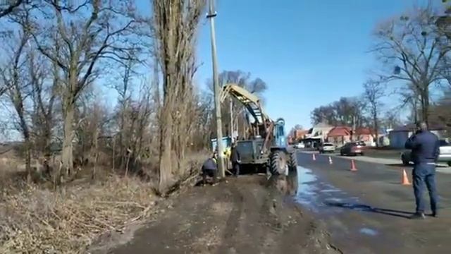 В Новомосковске предприятие КП НККП восстанавливает освещение по ул.Гетьманской 27.02.20г. смотреть онлайн