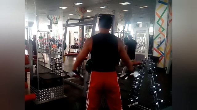 Махи средние дельты! смотреть онлайн