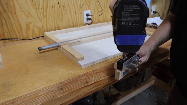 Building a mobile flip top tool stand смотреть онлайн