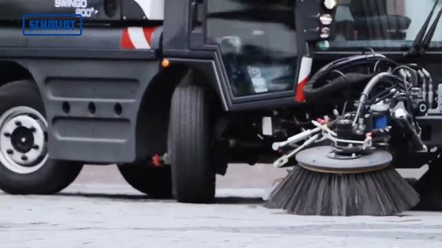 Schmidt Swingo 200+ Compact Sweeper смотреть онлайн