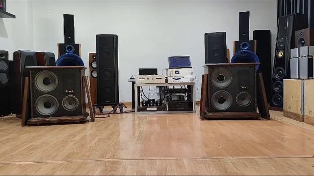 VIDEOSOUNDSHOP / MCINTOSH ML 2C / DIFFUSORI VINTAGE смотреть онлайн