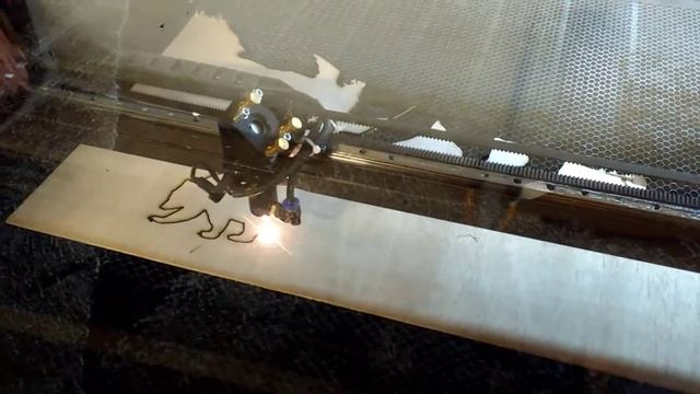 130 watt laser 5mm/s and 99 percent power. смотреть онлайн