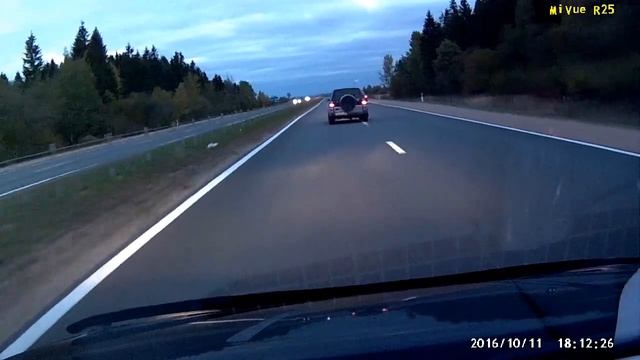 Поворот показать слабо.Новое Московское шоссе. смотреть онлайн