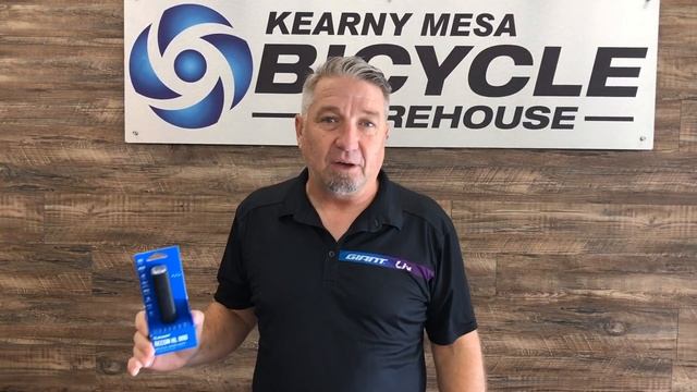 Giant Recon HL900 Head light смотреть онлайн