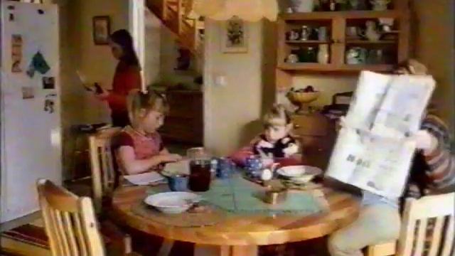 Reklam: if... - Lugn, det ordnar sig (2001) Dinosaur смотреть онлайн