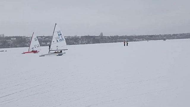 Буер DN.Буер 2023.DN Iceboat Start next.Зимние виды спорта. смотреть онлайн
