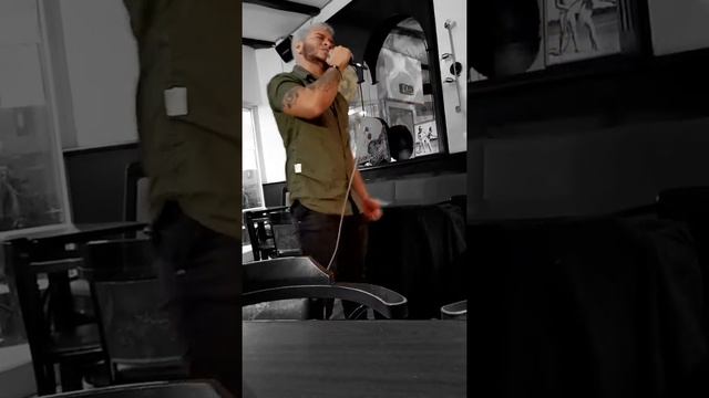 Cover sere nere Tiziano ferro смотреть онлайн